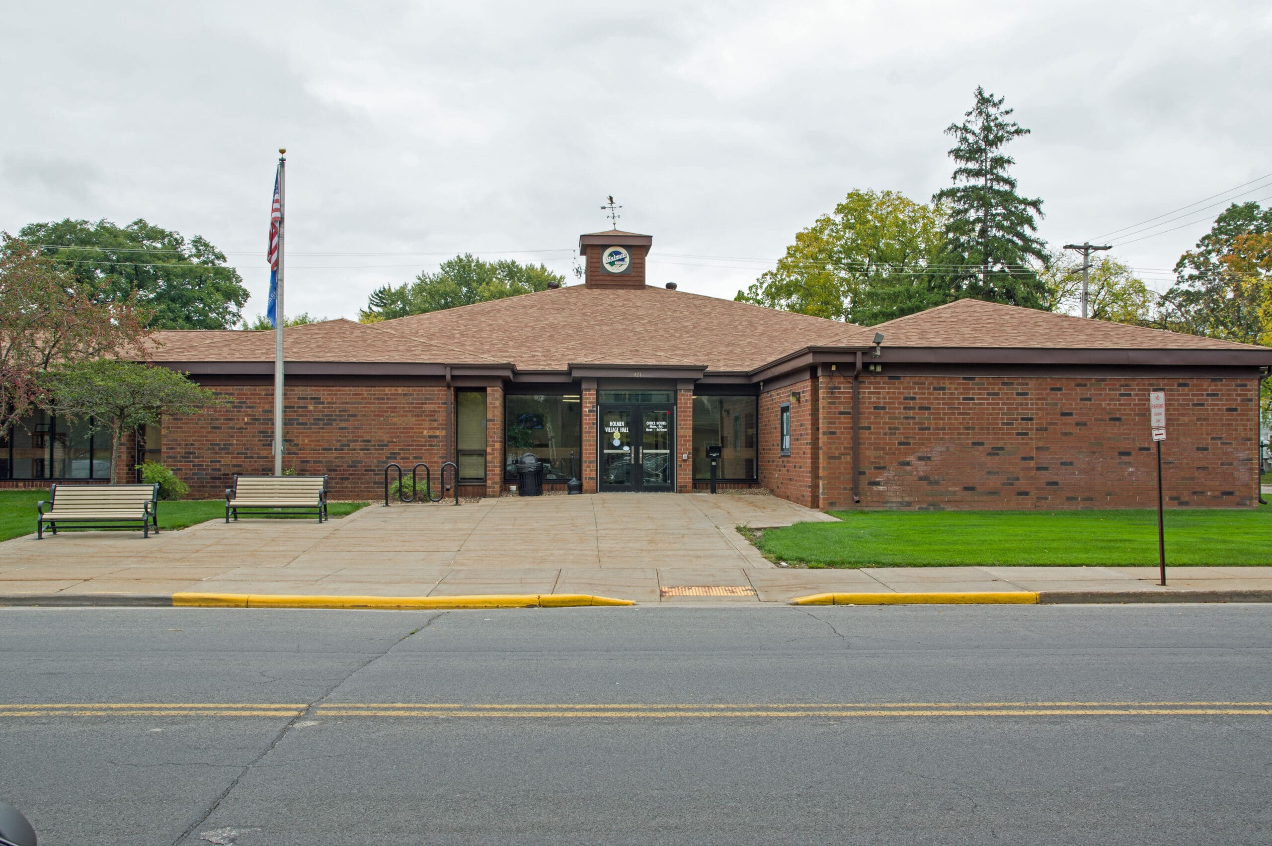 Holmen Village Hall